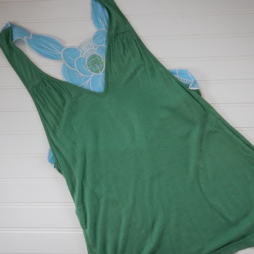 Vintage Free People back flower appliqué v-neck tank with pockets HTF - Picture 3 of 9